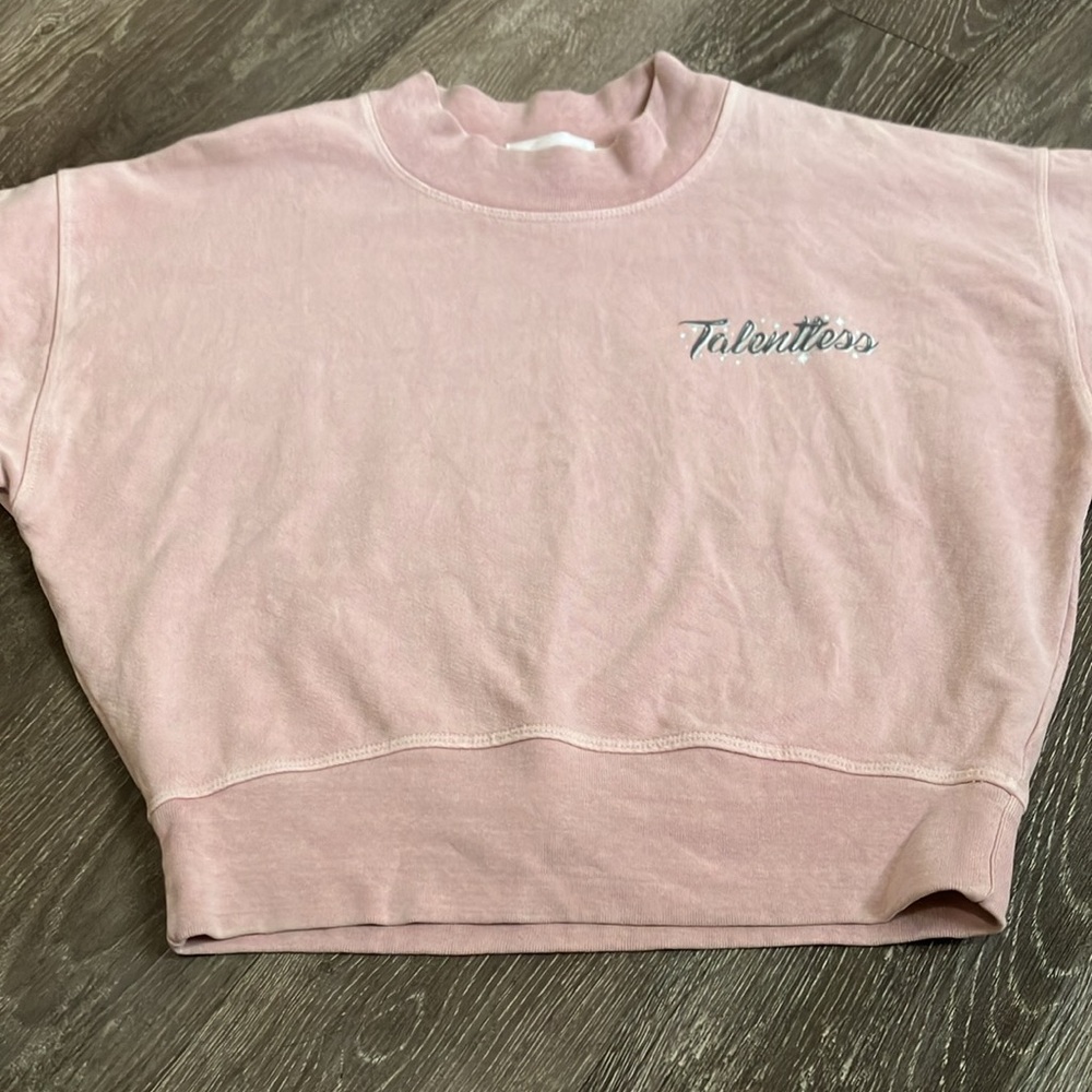 TALENTLESS - Picture 14 of 16